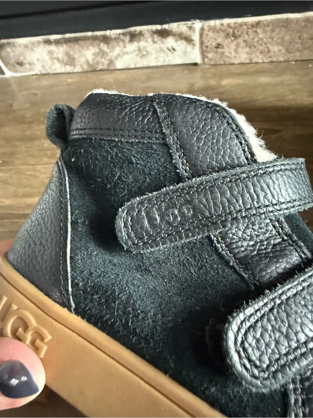 UGG Australia Rennon II Boots Black Leather Toddler Size 11